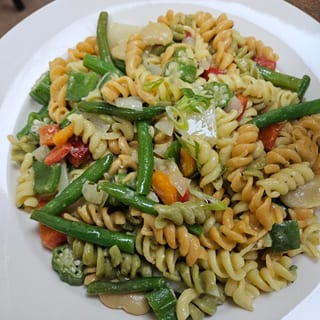 Rasta Pasta (One Size add shrimp or chicken requires 20 minutes