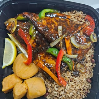 Salmon Fish Platter ( 12 OZ) Prepared to Order 20 Minutes)